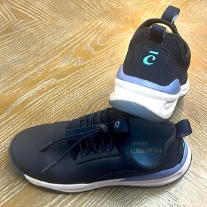 Clove Medical Tennis Shoes